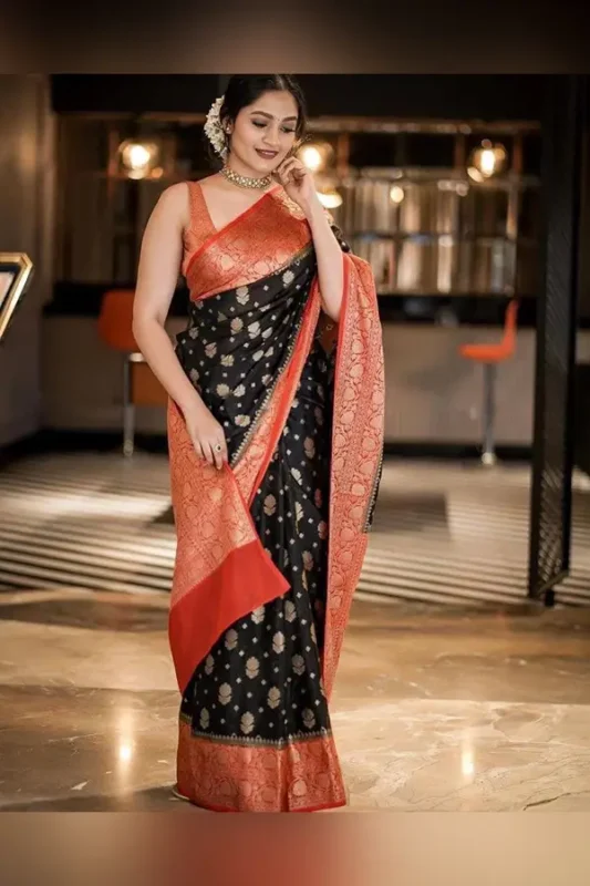 Banarasi Sarees For Intimate And Big Fat Indian Weddings.